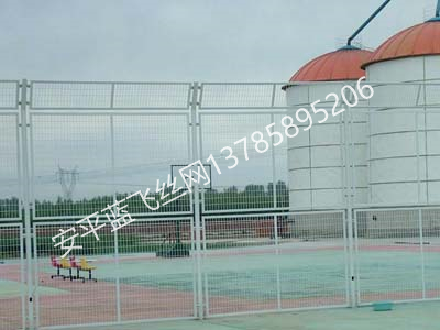 廠區(qū)隔離網-3.jpg